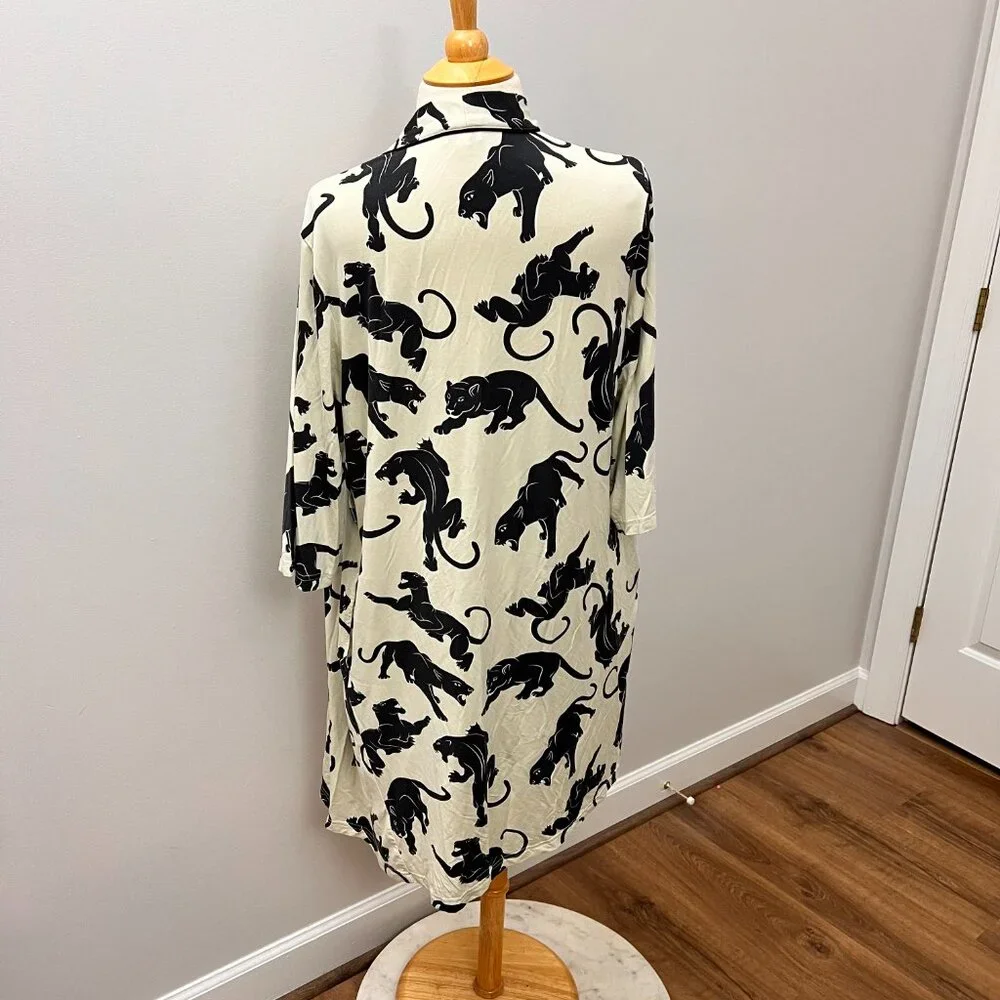 Kilo Brava Panther Short Loungewear Robe Sz L